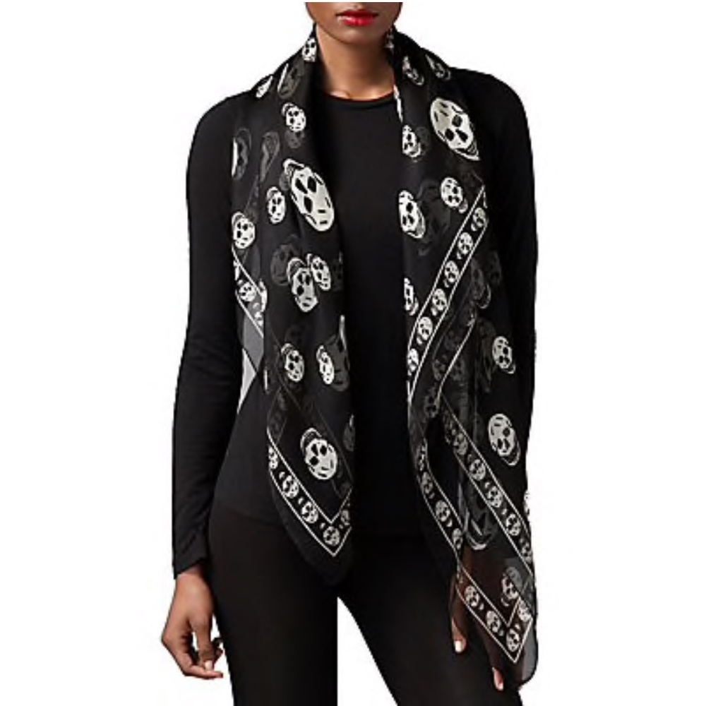 Alexander McQueen Skull Foulard Silk Scarf - Picture 2 of 7